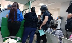 Más de 100 personas esperan atención médica en Unifila de la Clínica 47 IMSS