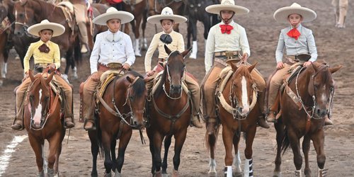 Inaugura el gobernador Gallardo el "Nacionalito" Charro