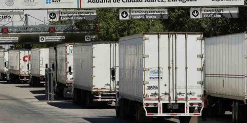 Senador pide a Trump cerrar frontera a alimentos mexicanos por crisis