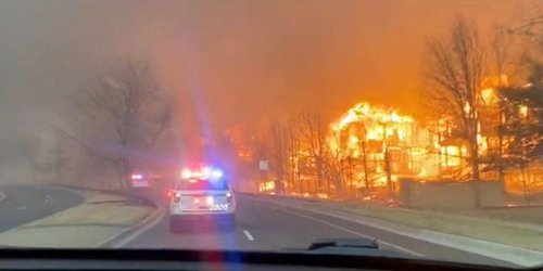 Colorado declara emergencia por incendio; hay más de 30 mil evacuados