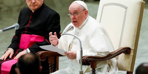 Papa Francisco lamenta que mascotas reemplacen a hijos