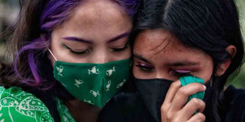 Corte avala que niñas víctimas de violación puedan abortar sin consentimiento de sus padres