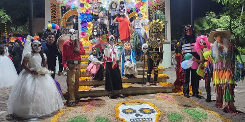 Instituciones educativas de Lagunillas fortalecen tradiciones mexicanas con actividades culturales nocturnas