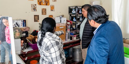 Visita del Alcalde Rodolfo Loredo al Centro Comunitario de la Cruz del Mezquite