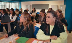 Gobierno lanza convocatorias a premios en Educación