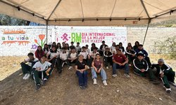 Conmemoran el Día Internacional de la Mujer con actividad "Pinta Bardas"
