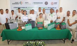 Fortalece DIF Estatal reinserción social con talleres y capacitación