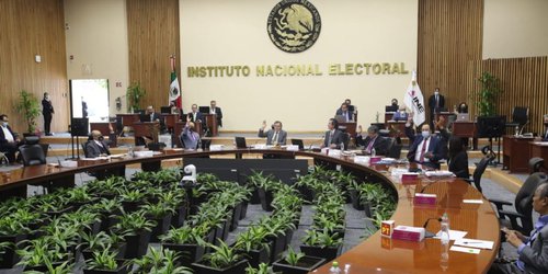 Partidos locales piden en el INE ser tomados en cuenta en reforma electoral