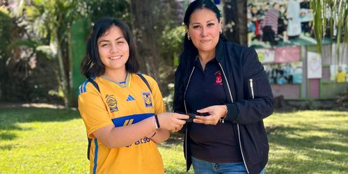 Tzel Segura Galicia dona trenza para la elaboración de pelucas oncológicas en Rioverde