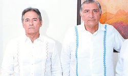 Como notario, Adán Augusto ayudó a los Bermúdez a construir un “edén” empresarial en Tabasco.