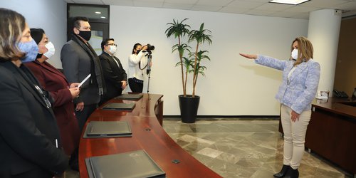 Toman protesta a nueva Jueza de Justicia Laboral