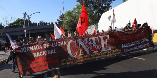 “Hay mesa abierta y se les está atendiendo” al CNTE, revira la Presidenta.
