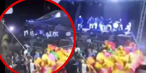 Colapsa escenario en carnaval de Hidalgo por fuertes vientos; reportan varios heridos | video