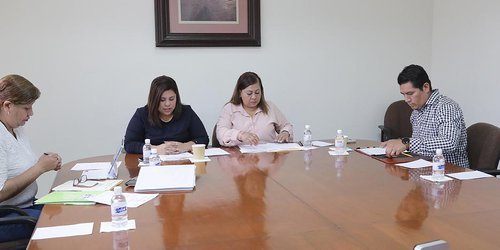 Comisión legislativa remite 80 oficios a Unidad de Transparencia