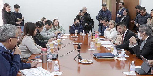 Aprueban salario mínimo mensual a partir de $14 mil a policías municipales