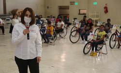 Miles de estudiantes beneficiados con programa Una Bici con Rumbo