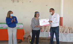 DIF Estatal entregó apoyos en Mexquitic de Carmona