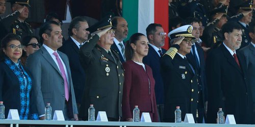 Marina conmemora el Día de la Bandera con inspirador video