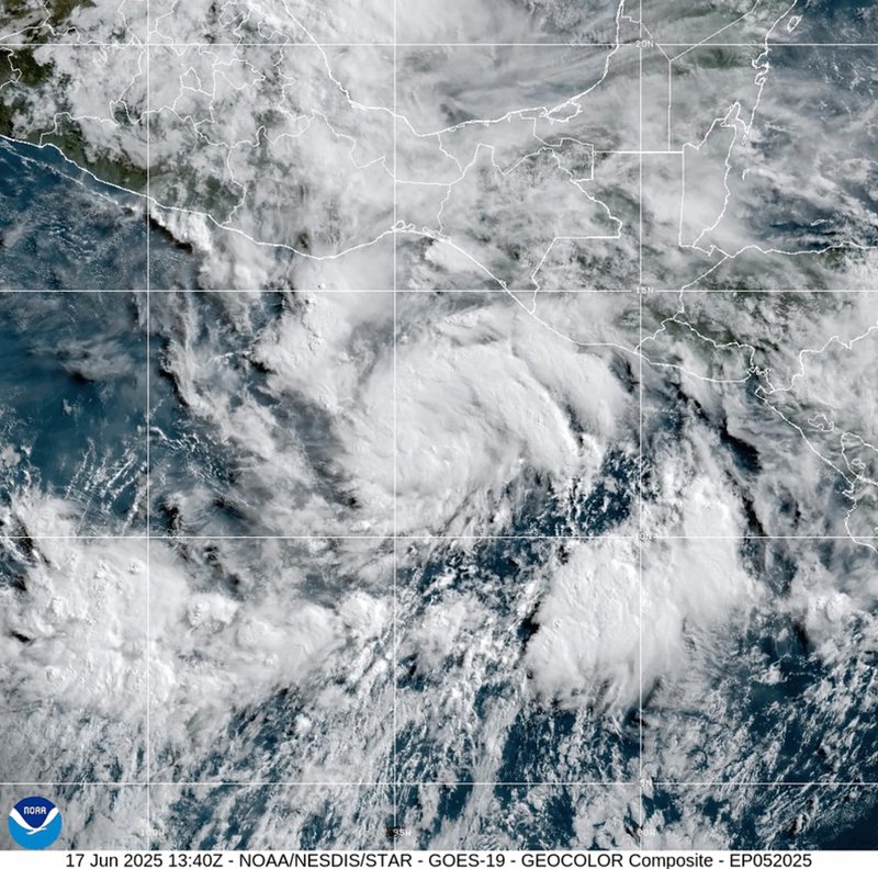 Huracan_Erick_MiRioverde.jpg