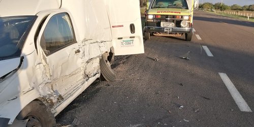 Choque de vehículos en carretera 70 dejó cuantiosos daños