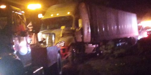 Trailer accidentado en la supercarretera: No hay heridos