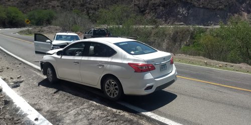 Persona herida en choque sobre la carretera 70