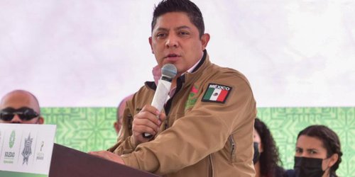 Anuncia Ricardo Gallardo refuerzo de vacuna contra COVID-19