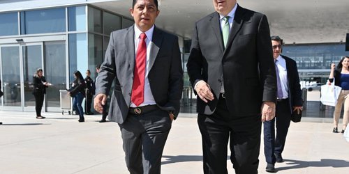 Gestiona Ricardo Gallardo nuevas zonas industriales para la Huasteca y Región Media