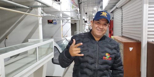 Alcalde recorrió el mercado Colón, y comerciantes agradecieron obras