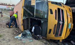 Choca autobus urbano con tráiler en SLP y deja nueve heridos y dos muertos