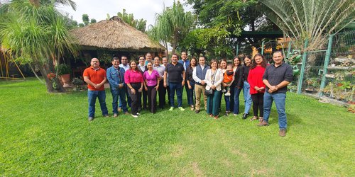 Abogados de la Zona Media, dialogaron con el alcalde Arnulfo Urbiola