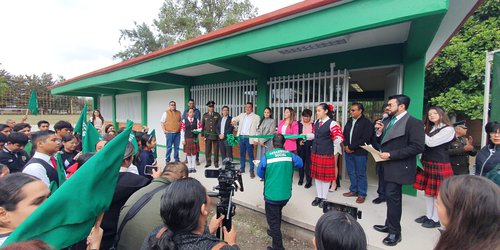 Alcalde entrega dos aulas nuevas para el CBTA 120 de Rioverde