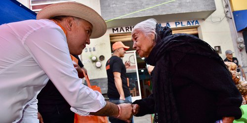 Mauricio Ramírez escucha demandas sobre abasto de agua y seguridad en Rioverde