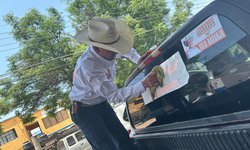 Pega de calcas y caminata emprendió Leobardo Guerrero