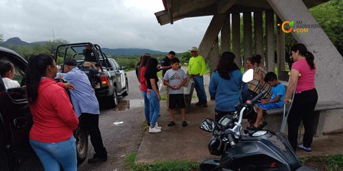 Vecino atrapa a joven que robó a adulta mayor, y luego lo entregó  la policia