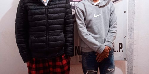 Policías de Rioverde y Ciudad Fernández capturan a presuntos asaltantes tras persecución