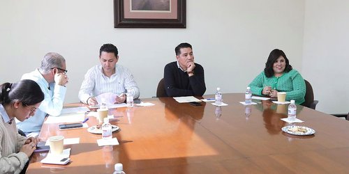 Aprueban propuesta de iniciativa para fijar monto para obra y servicios para 2026