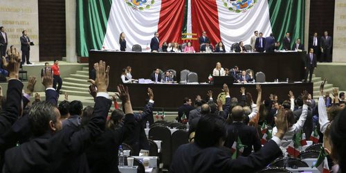 Diputados aprueban eliminar el horario de verano; minuta va al Senado