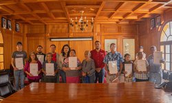 El INSUS entregó escrituras a 10 familias de Ciudad Fernández