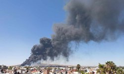 Reportan incendio en recicladora en Irapuato; alertan riesgo por tanque de gas de 10 mil litros