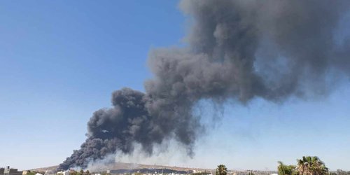 Reportan incendio en recicladora en Irapuato; alertan riesgo por tanque de gas de 10 mil litros