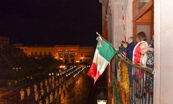 Encabeza gobernador JM Carreras ceremonia por el 211 aniversario de la Independencia