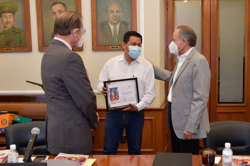 JMCL Libro 080221 (4).jpeg