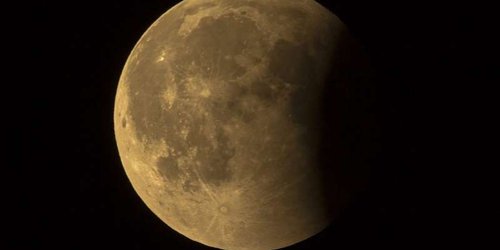 “Beso” entre Luna y Marte será visible en México