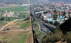 EU reforzará el muro fronterizo con torres de vigilancia inteligentes