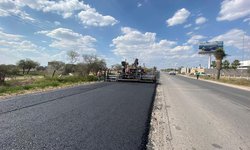 Ricardo Gallardo moderniza la red carretera del estado