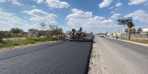 Ricardo Gallardo moderniza la red carretera del estado