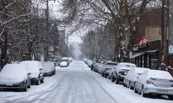 Mujer de 90 años camina 10 kilómetros en la nieve para recibir vacuna anticovid