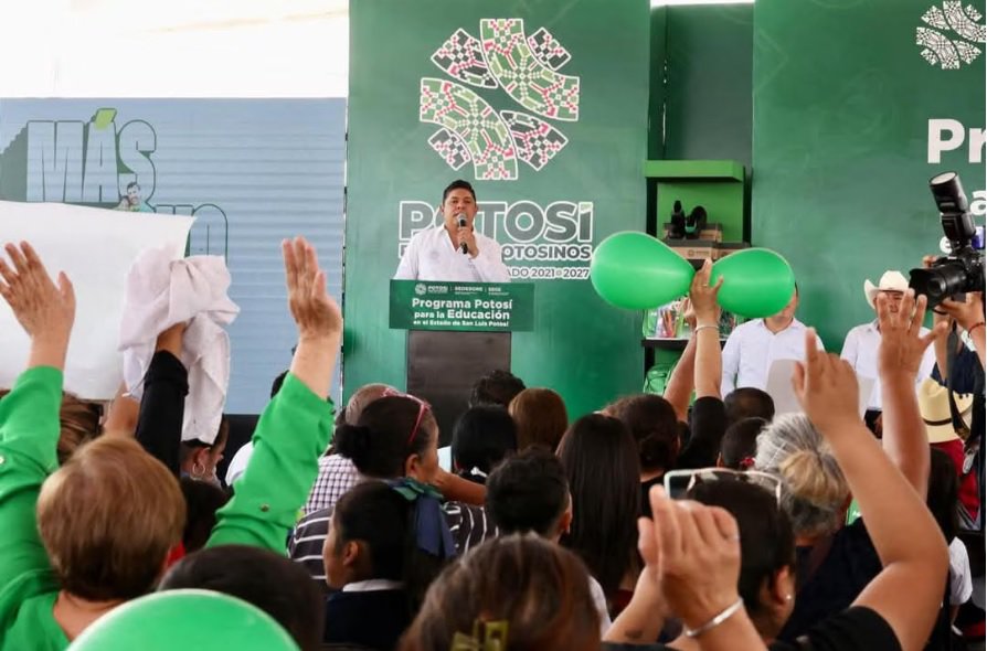 Ricardo_Gallardo_SeguroMedico_MiRioverde.jpg