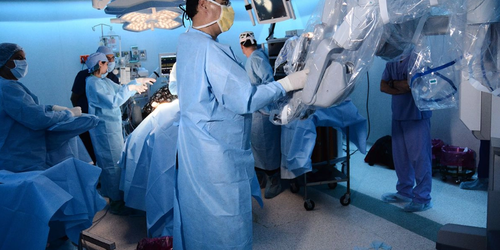 ISSSTE impulsa plan de cirugía robótica con cinco nuevos robots Da Vinci